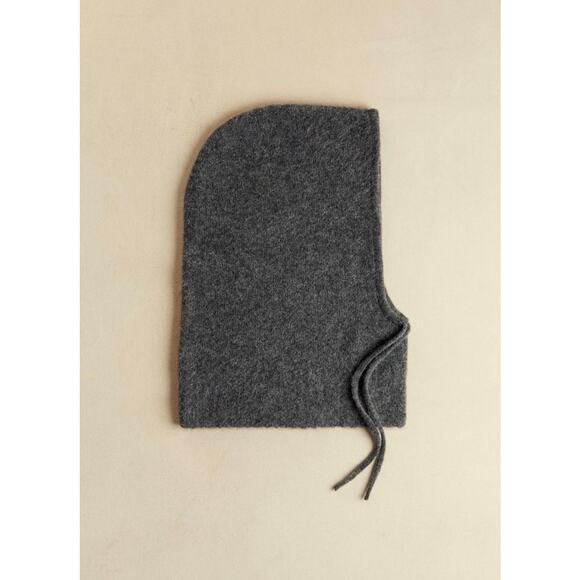 La Maille Sezane Côme Hooded Scarf in Charcoal Grey NWT✨ - Picture 3 of 7